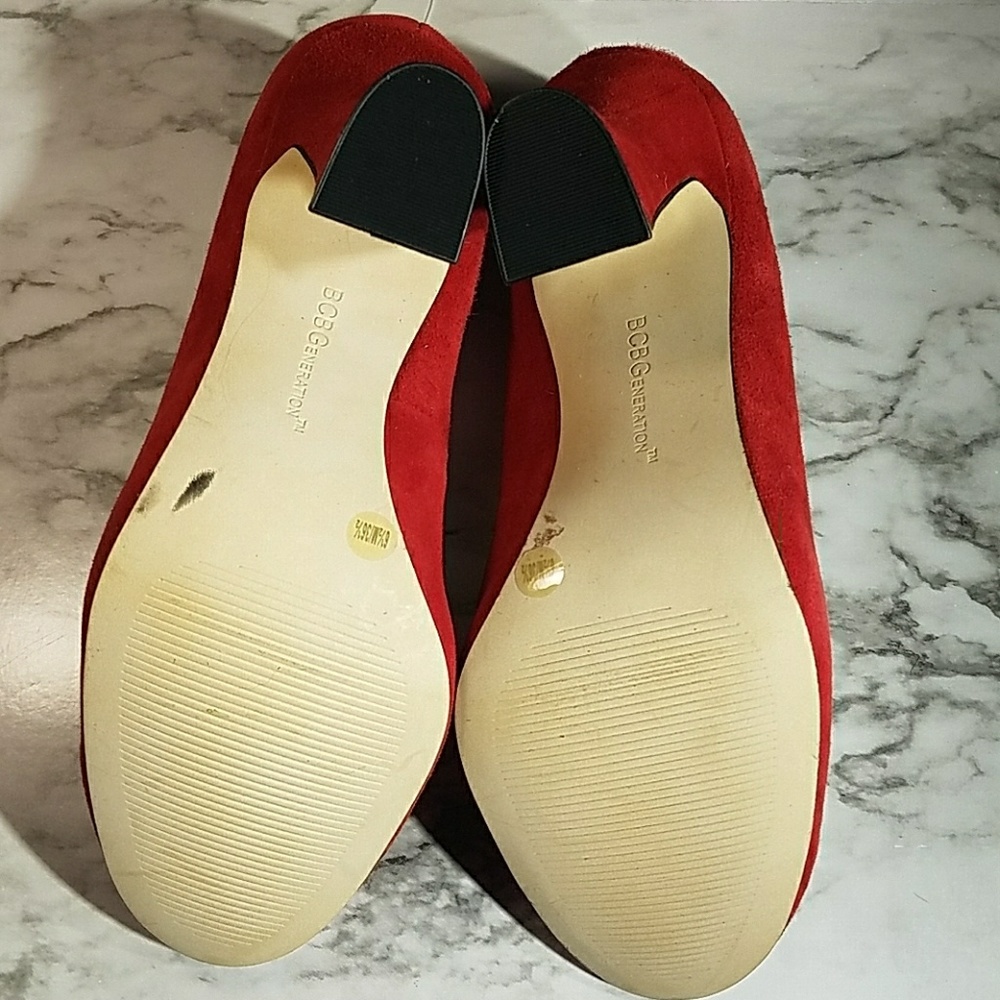 BCBGeneration Red Spool Heels - Picture 5 of 6